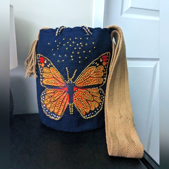 SOLD!  Wayuu Bag Golden Butterfly/ Dark Blue/ Camel/ Handmade Bag/ - Picture 7 of 10